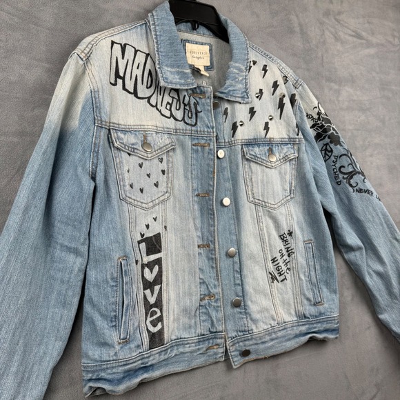 Forever 21 Denim Jacket Studded Graphic Print‎ Mad Love Freedom Rules Large - Picture 3 of 7